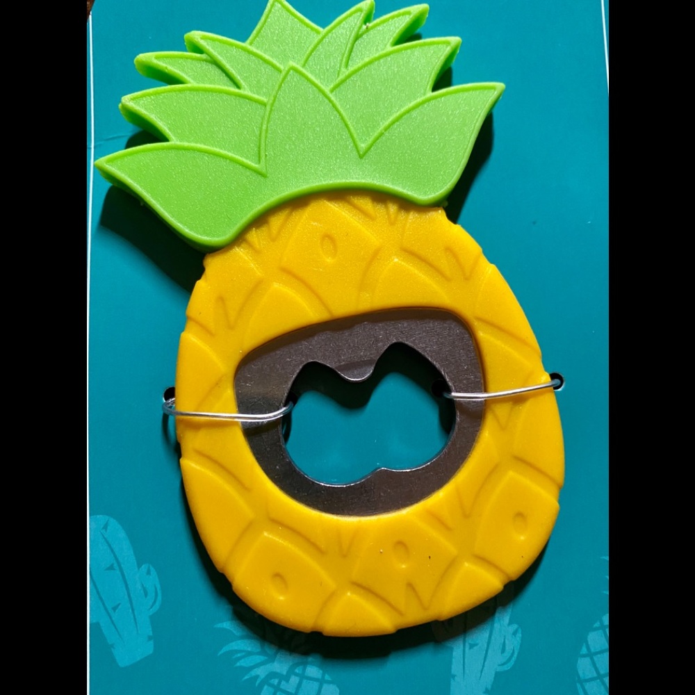 Pineapple bottle opener - Picture 1 of 1